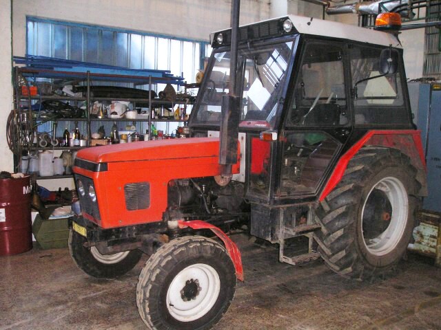 Zetor 7011.jpg